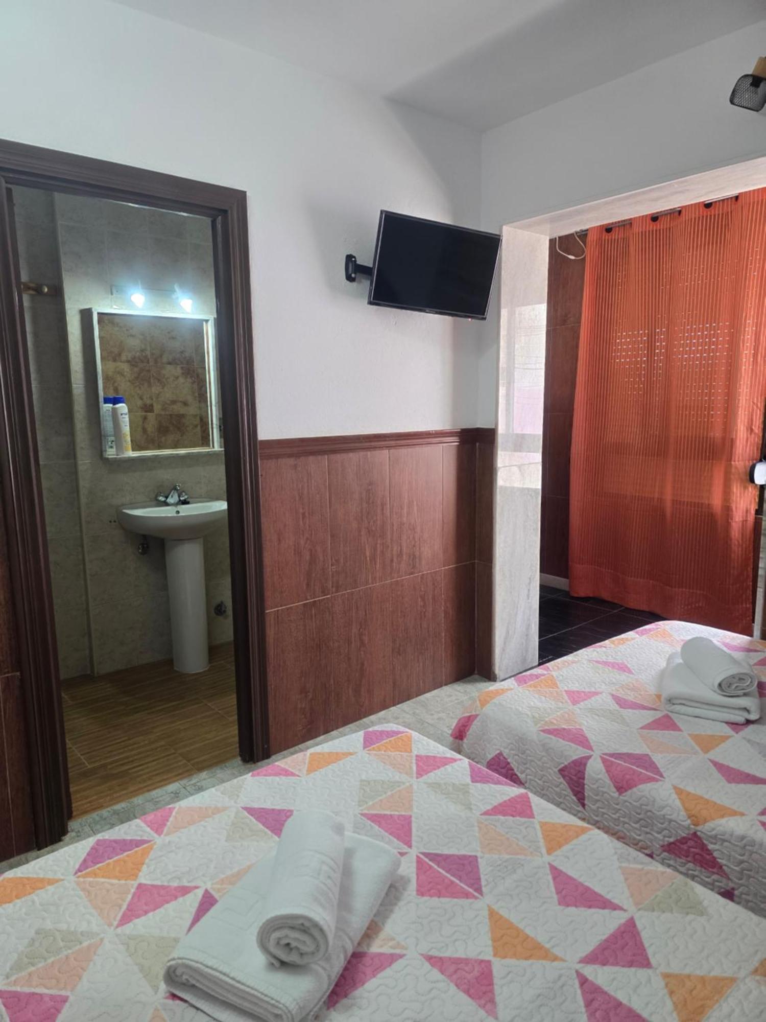 La Tortuga Lodging Rooms 타리파 외부 사진